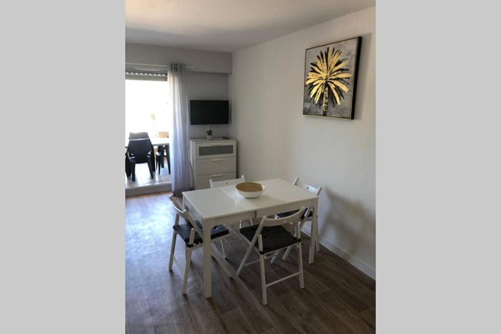 Studio Port De Hyeres Proche Des Plages Dış mekan fotoğraf