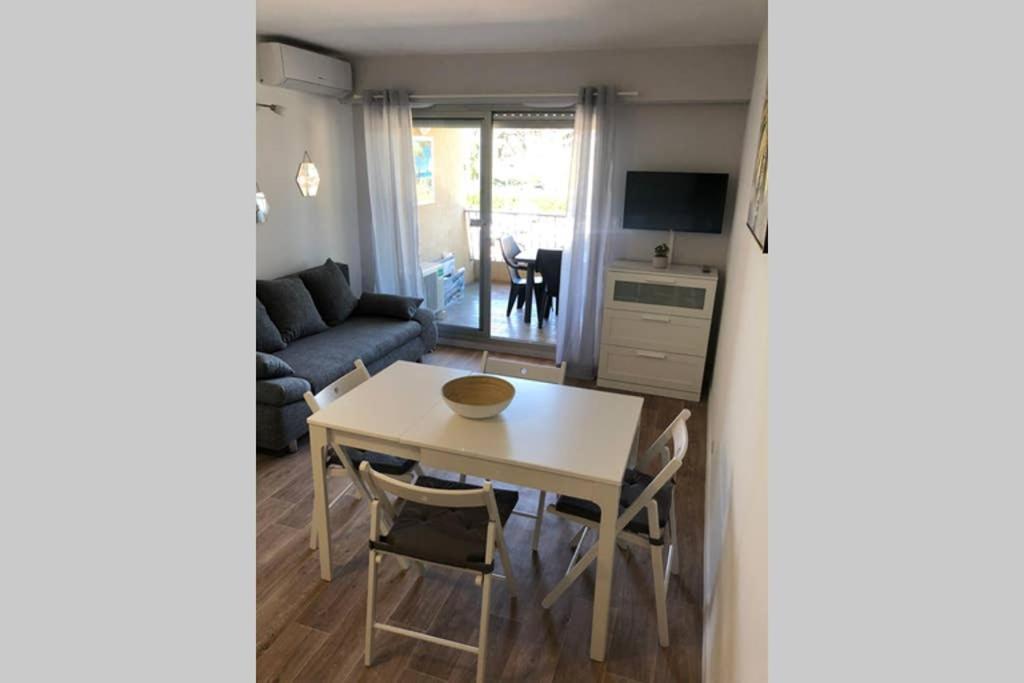 Studio Port De Hyeres Proche Des Plages Dış mekan fotoğraf